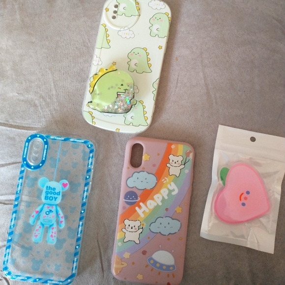 Iphone X/S Bears, Dinosaur cases with pop sockets 1 each - Picture 1 of 1